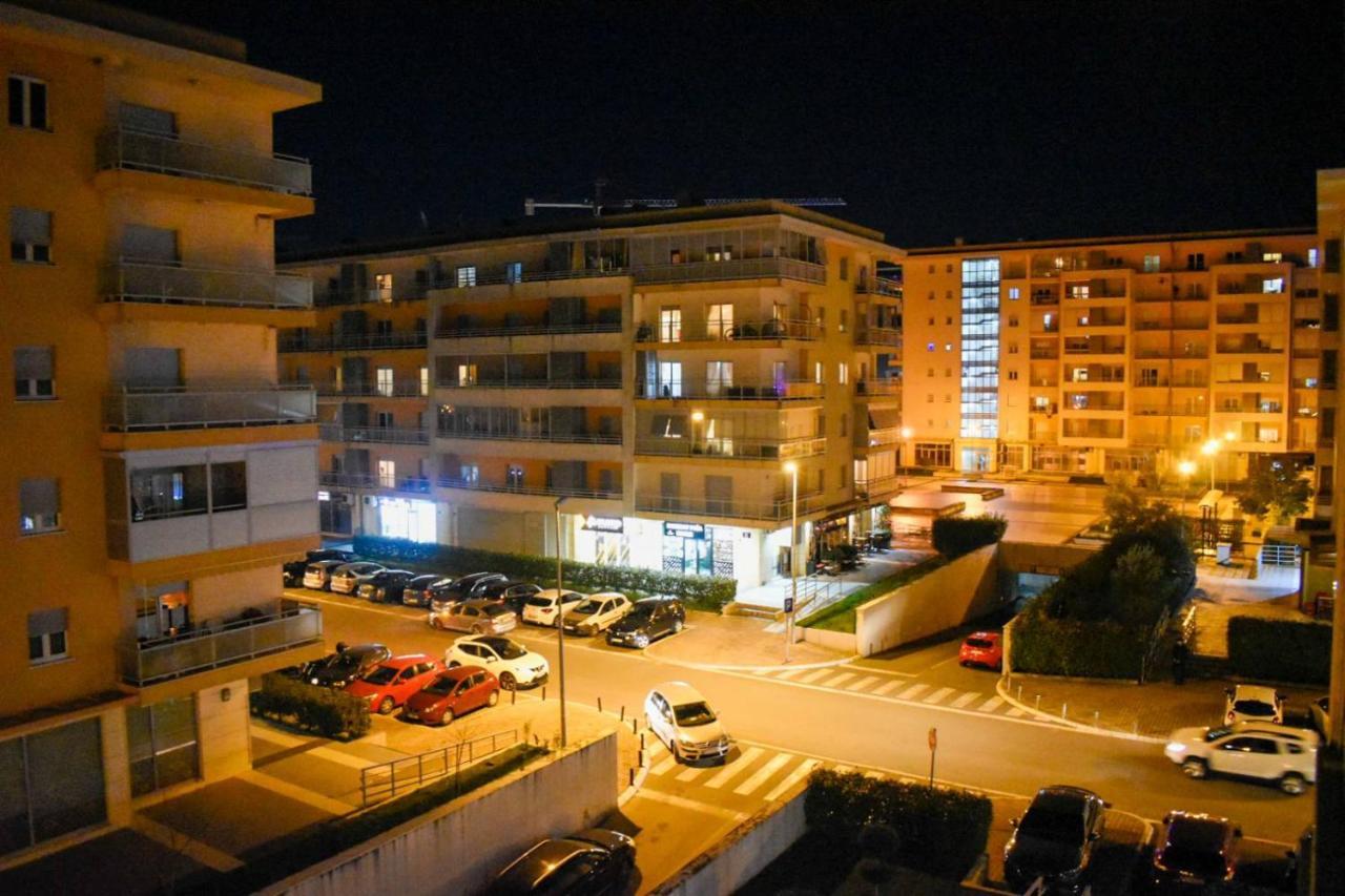 פודגוריצה Apartman Sara 2 מראה חיצוני תמונה