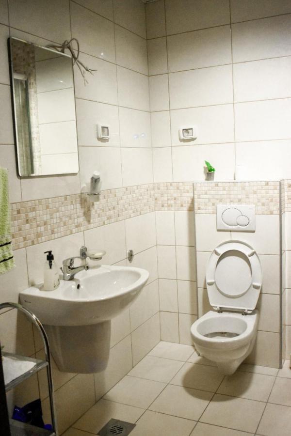פודגוריצה Apartman Sara 2 מראה חיצוני תמונה
